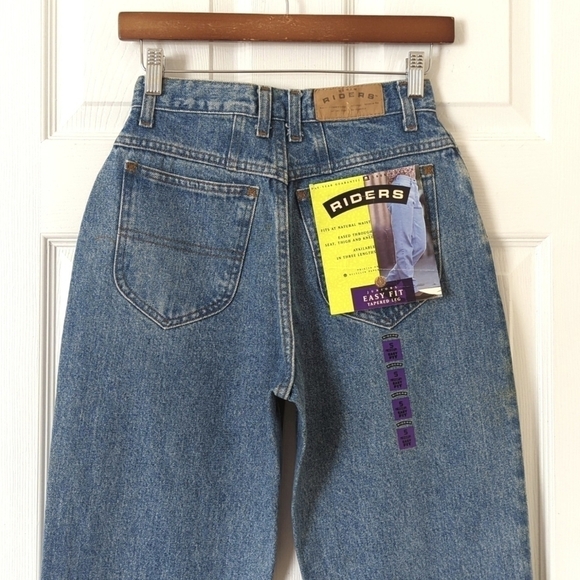 Riders 90's Vintage Deadstock Medium Wash High Rise Easy Fit Tapered Leg Jeans 5 - Picture 5 of 16
